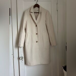 Abercrombie and Fitch Cream Women's Dad Coat. Size Small